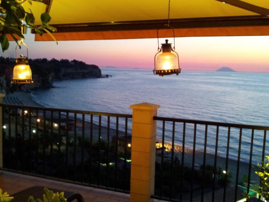 Hotel Rocca Della Sena Tropea Exterior photo